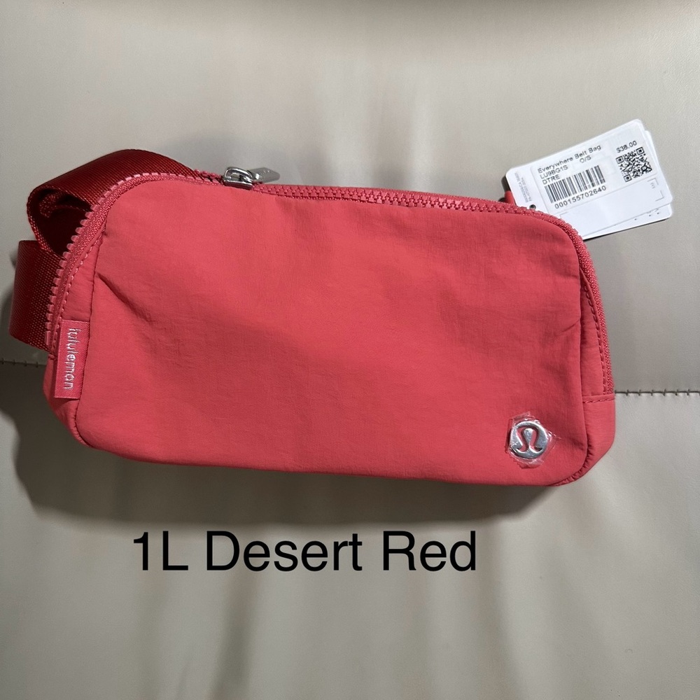 Lululemon belt bag